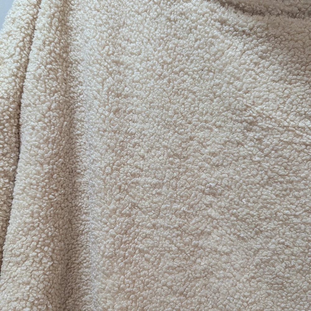 Tuckernuck Rollins Funnel Neck Sherpa Teddy Sweatshirt Size M - Picture 4 of 8